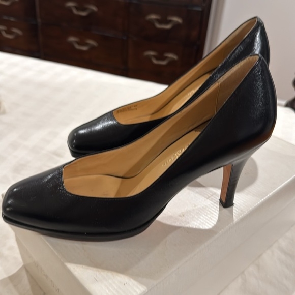Cole Haan Black Leather Heels - Picture 3 of 6